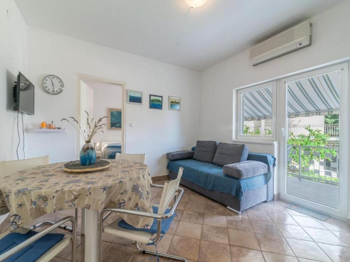 Apartmani Lucia Biograd Biograd Na Moru Eksteriør billede