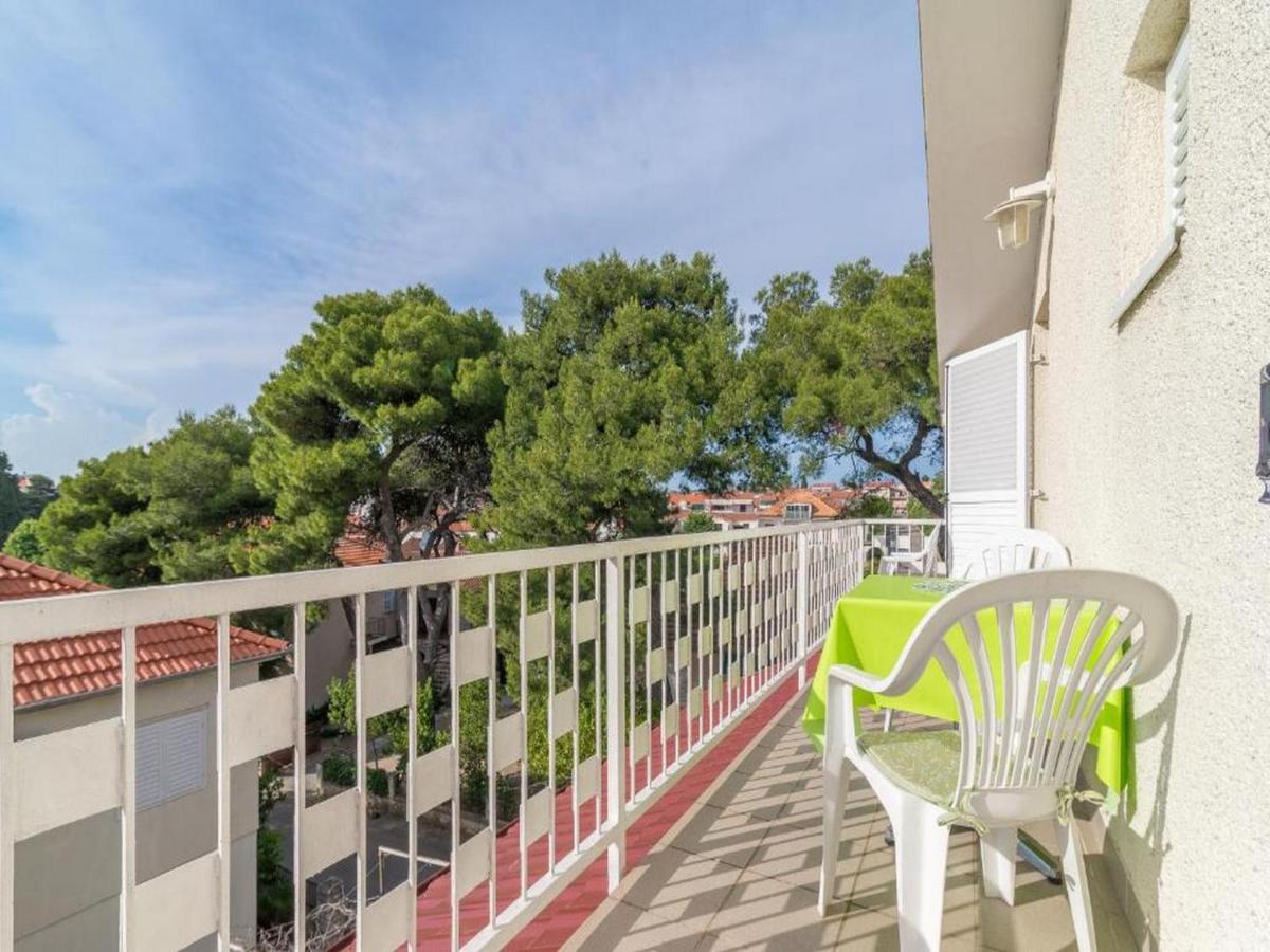 Apartmani Lucia Biograd Biograd Na Moru Eksteriør billede