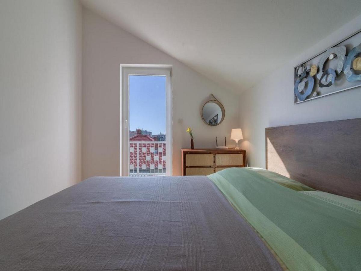 Apartmani Lucia Biograd Biograd Na Moru Eksteriør billede