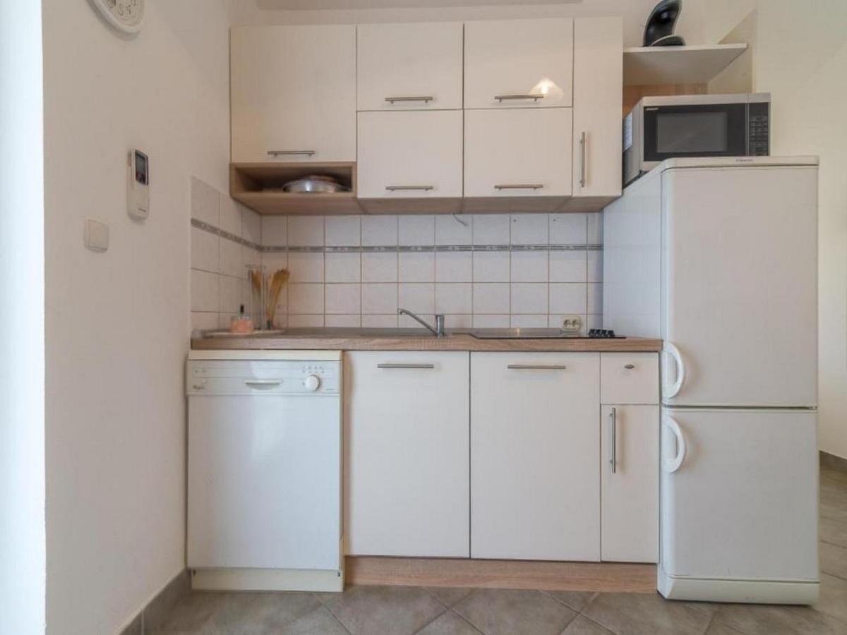 Apartmani Lucia Biograd Biograd Na Moru Eksteriør billede