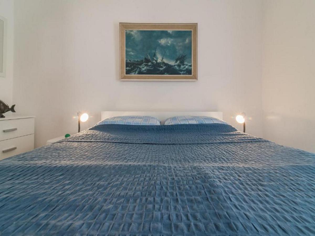 Apartmani Lucia Biograd Biograd Na Moru Eksteriør billede