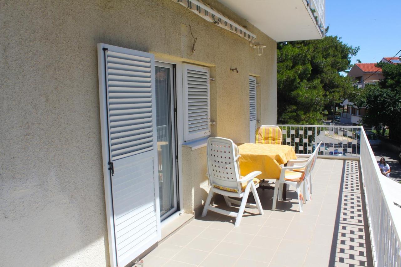 Apartmani Lucia Biograd Biograd Na Moru Eksteriør billede