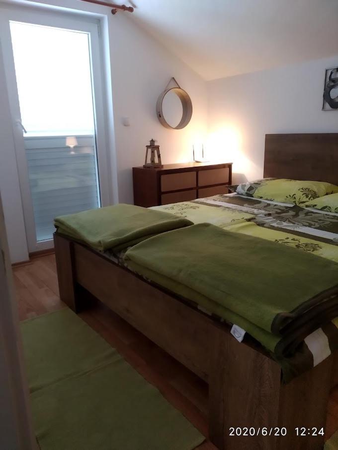 Apartmani Lucia Biograd Biograd Na Moru Eksteriør billede